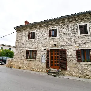 https://freyas-apartments-medulin.pula-hotels.org